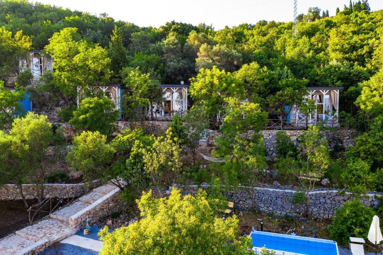 Hotel Tramontana Glamping à Bar Extérieur photo